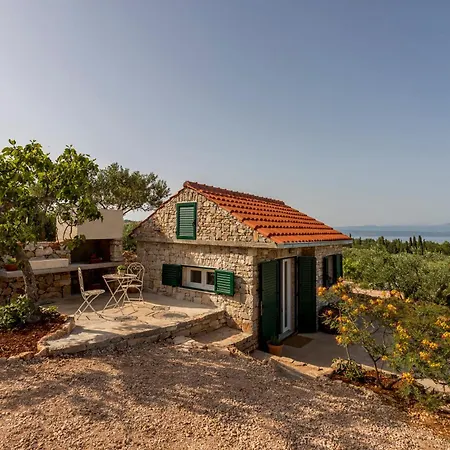 Hacienda Lucio 빌라 Grohote